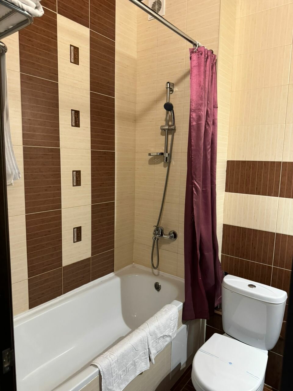 Гостиница Эмеральд Витязево