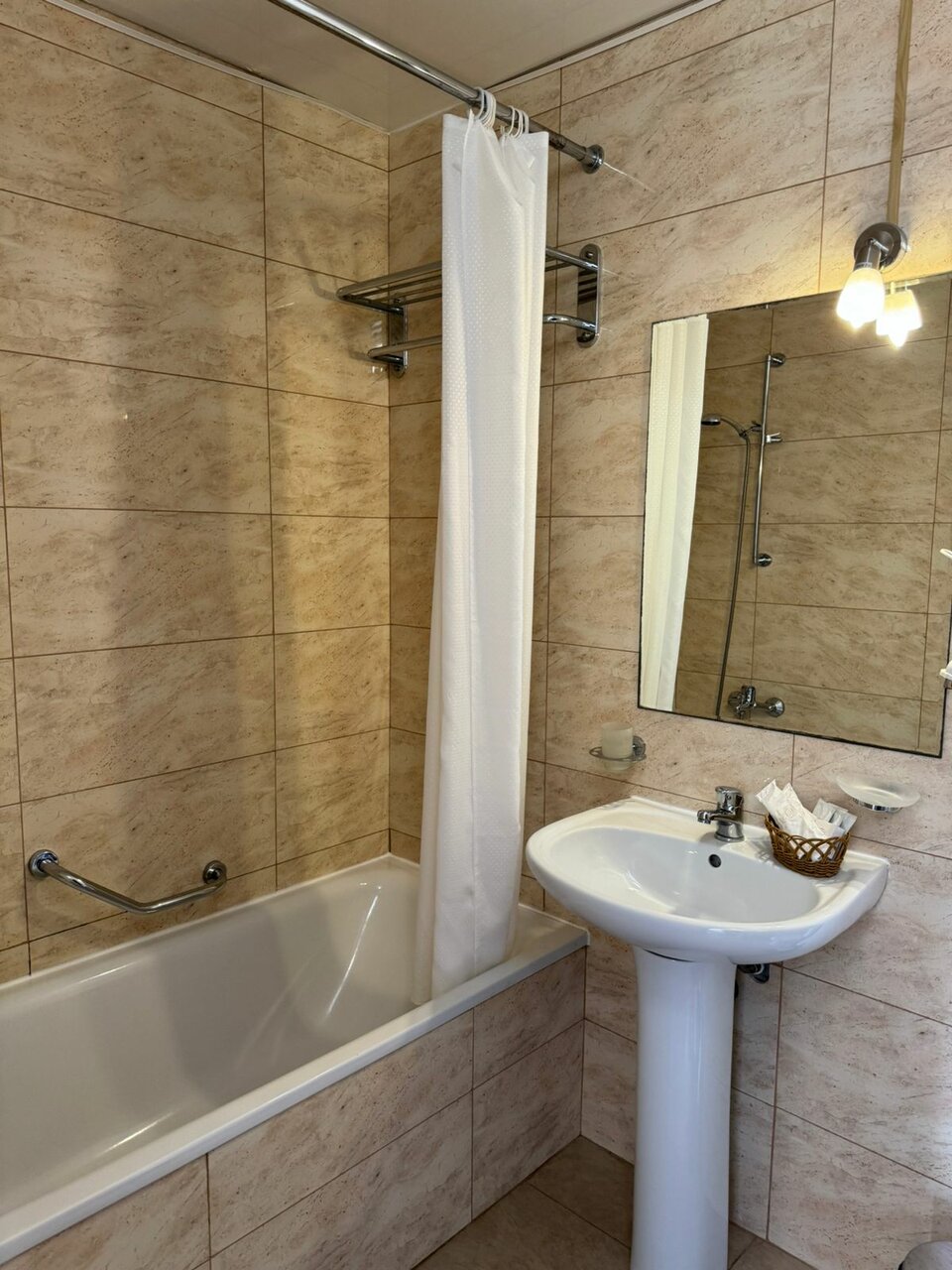 Гостиница Эмеральд Витязево