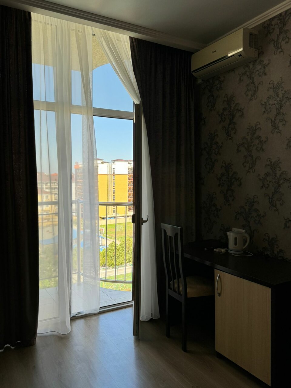 Гостиница Эмеральд Витязево