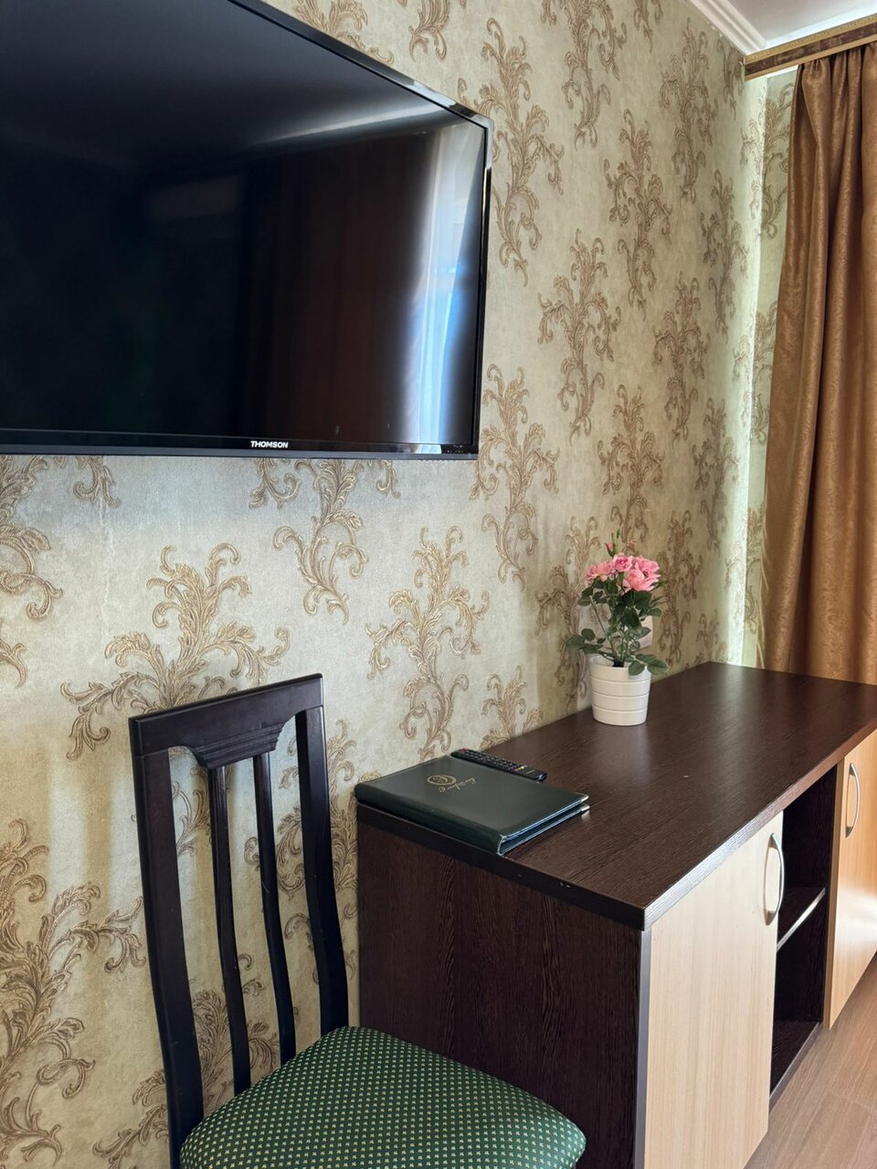 Гостиница Эмеральд Витязево