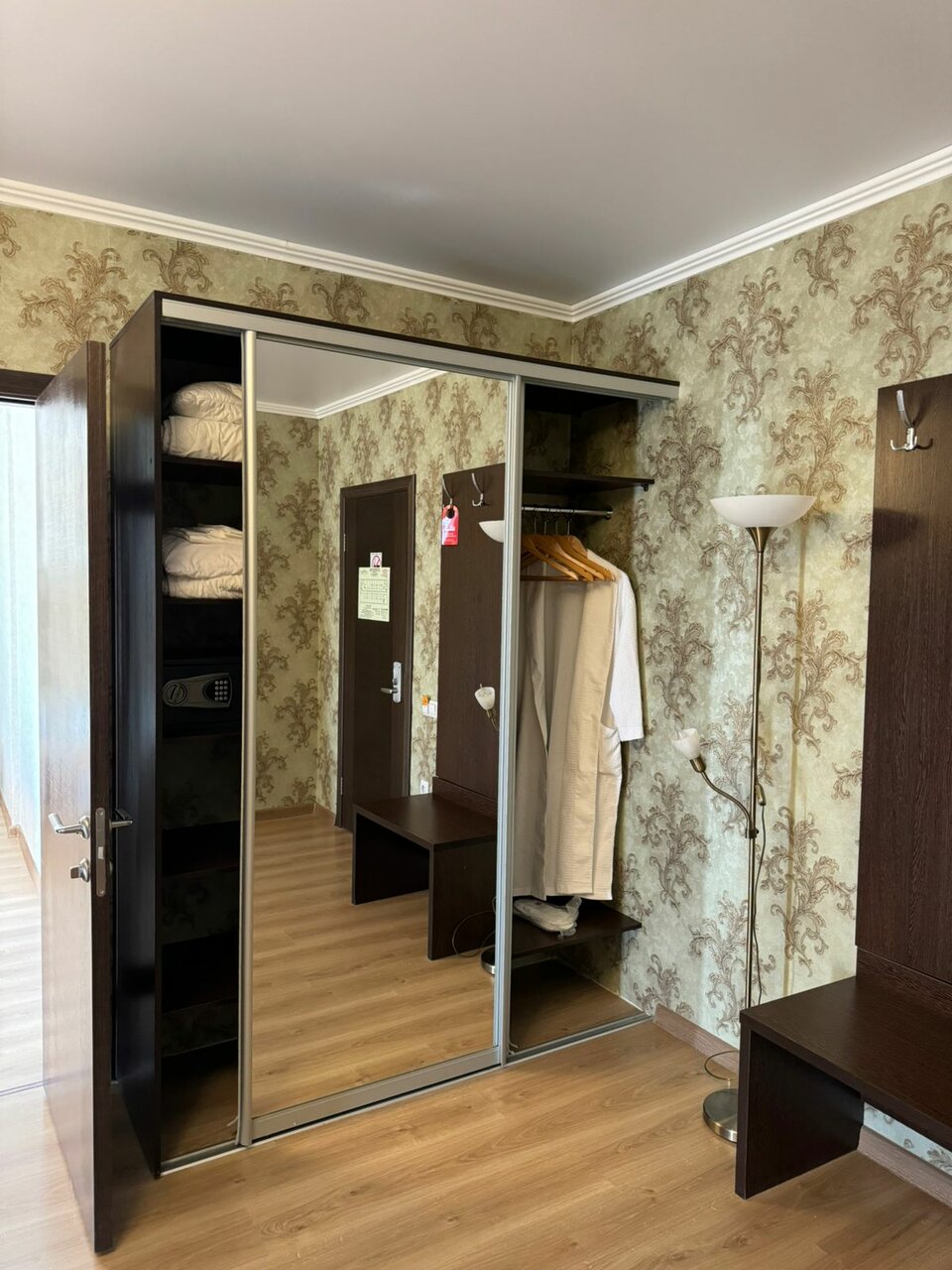 Гостиница Эмеральд Витязево